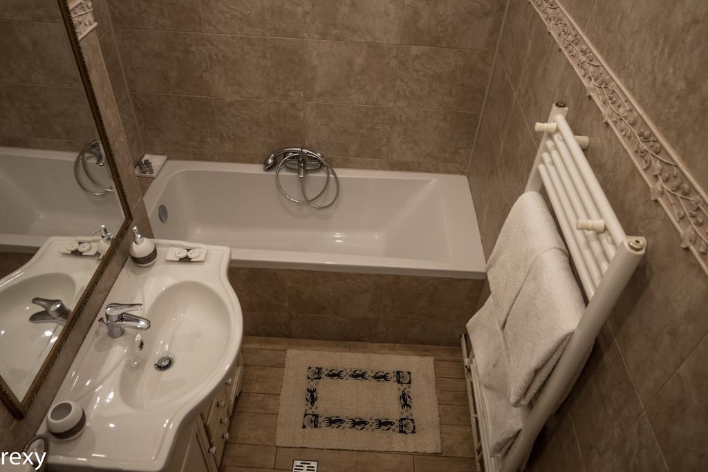 Chic Apartment براشوف المظهر الخارجي الصورة